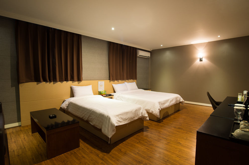 Pungnam Tourist Hotel Jeonju Eksteriør billede